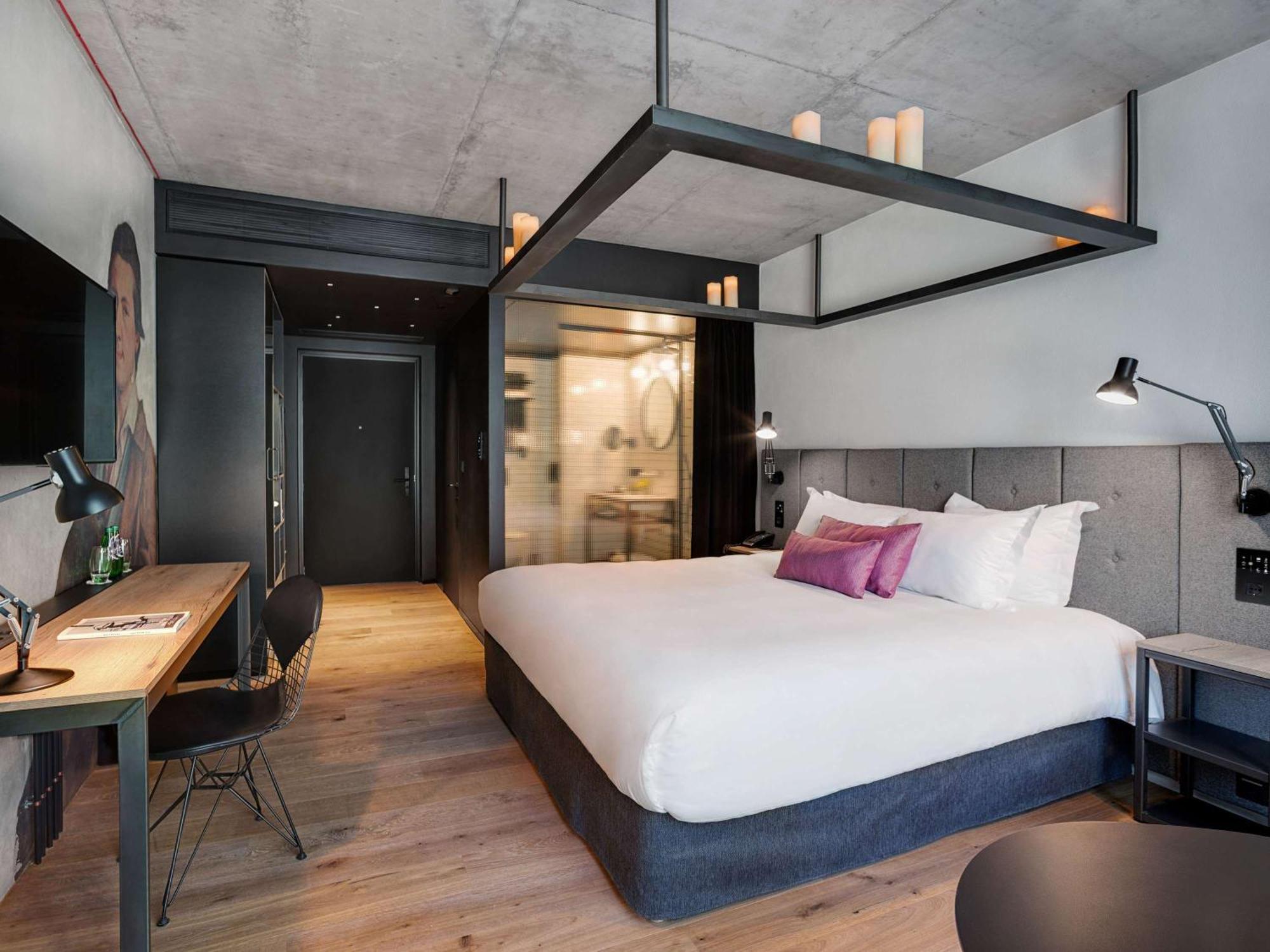 เดอะ บริดจ์ วรอตซวาฟ - เอ็มแกลเลอรี Hotel ภายนอก รูปภาพ Deluxe room